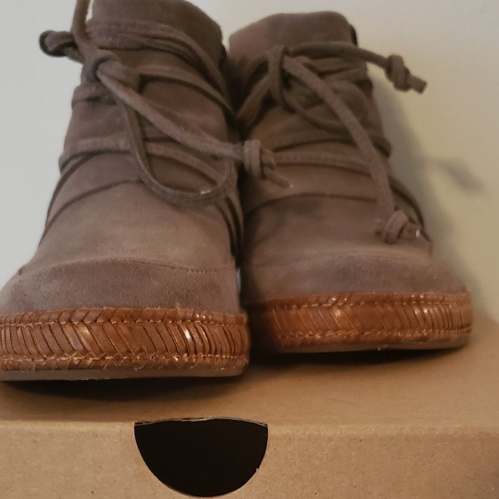 Women UGG